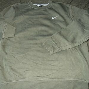 Men’s Nike Crew